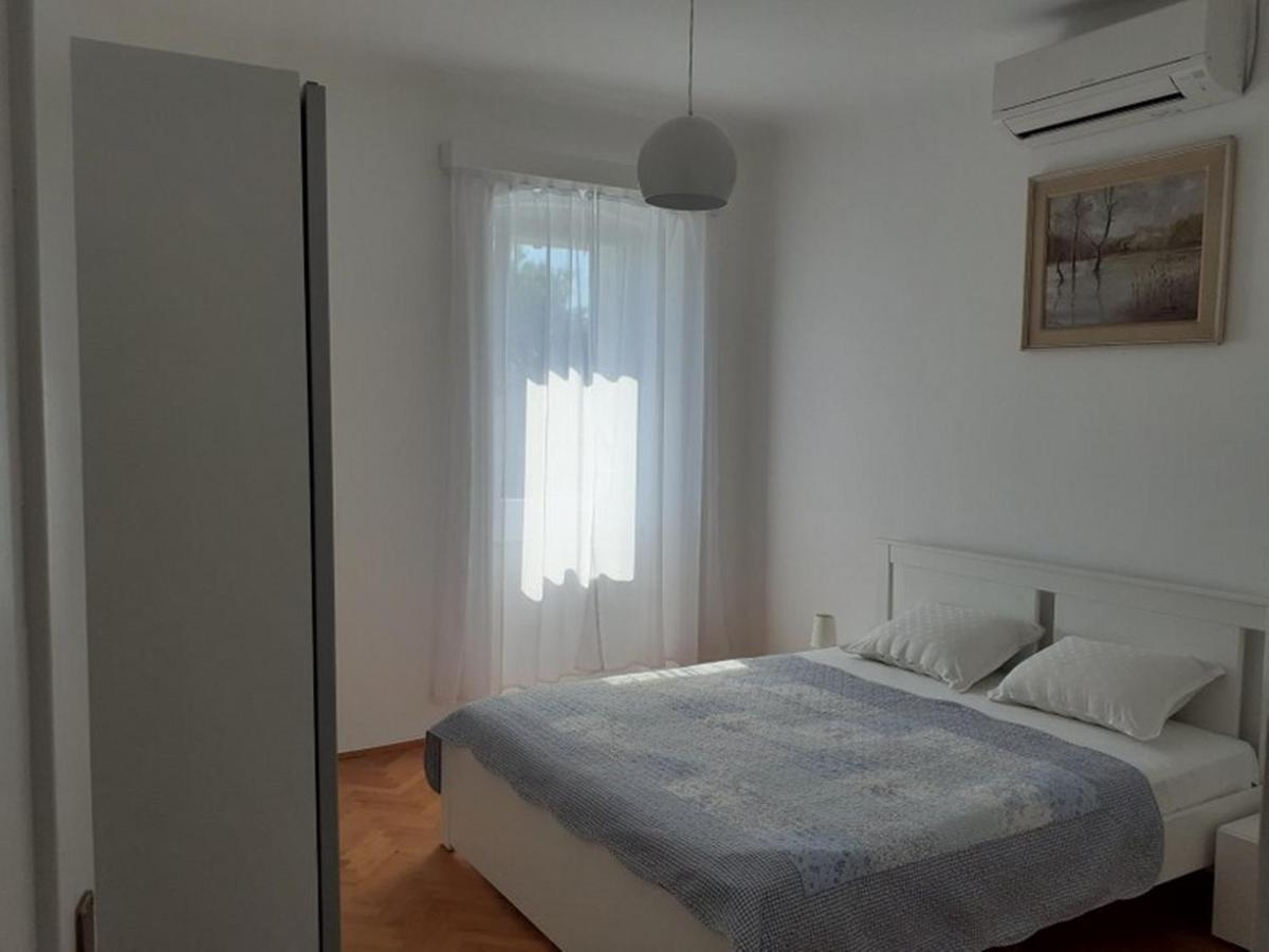 Apartment Dusan Malinska Kültér fotó